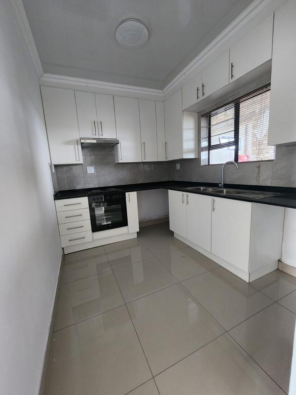 To Let 2 Bedroom Property for Rent in Fairview Eastern Cape